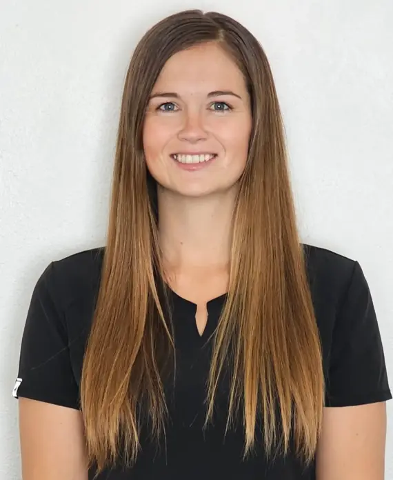 Dana Anderson is a highly skilled massage therapist with a passion for sports medicine and therapeutic massage.